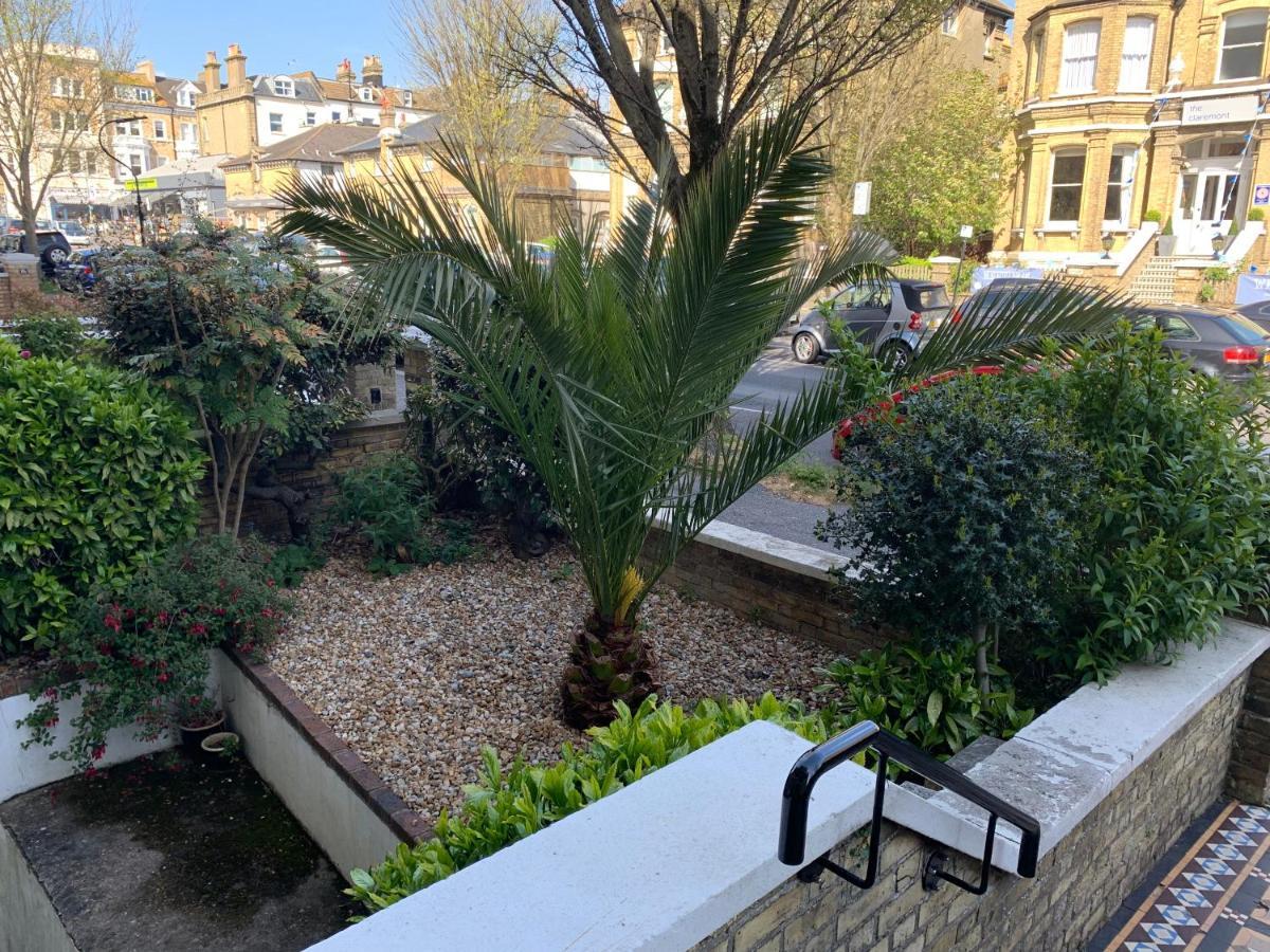 Vibrant Bohemian Seafront Flat Lejlighed Brighton Eksteriør billede